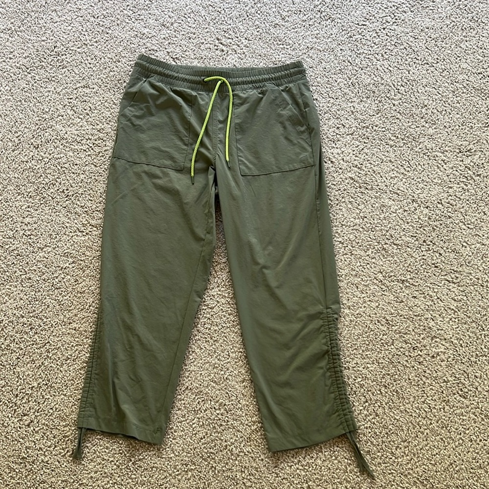 Gap hike ruched vintage palm pants